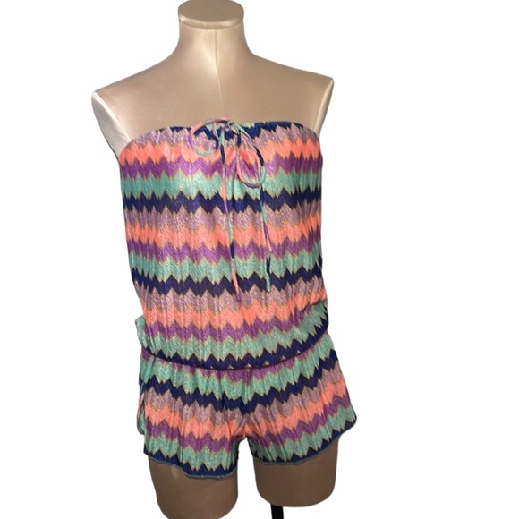 Victoria’s Secret multi colored strapless romper. Size M - Picture 9 of 12